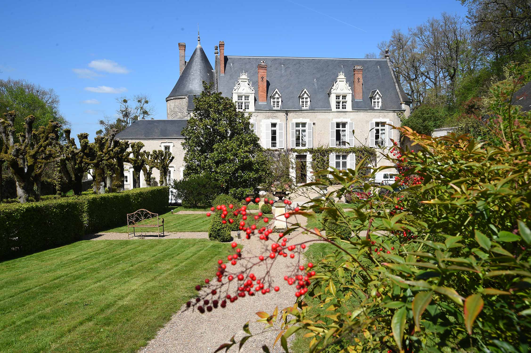 Castle on the courtyard side