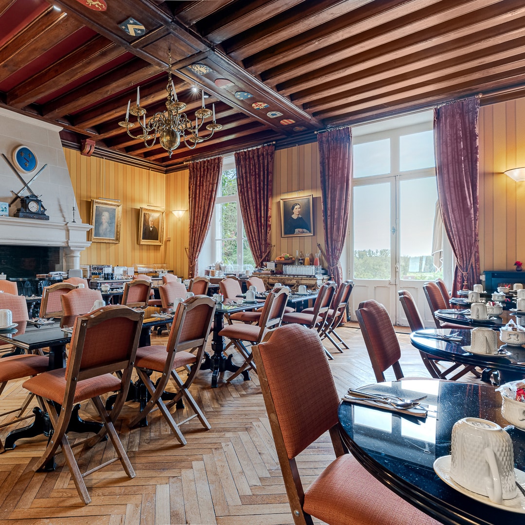 Château de Pray_Chargé_120626_Petit dejeuner_1_Carré_0